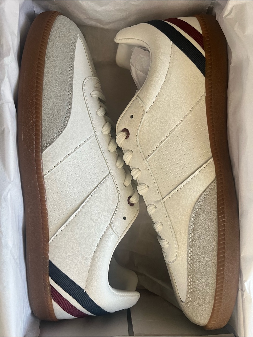[NWT]  BEN SHERMAN Rory Lifestyle Sneaker with Shoes Box ㅣ Size 11